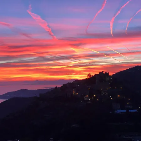 Stunning Penthouse With Panoramic Views Of Village And The French Riviera Apartment