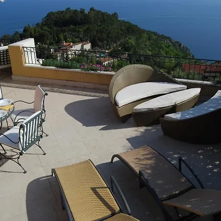 Apartment Stunning Penthouse With Panoramic Views Of Village And The French Riviera Èze